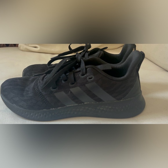 Adidas Black Sneakers - Picture 2 of 9